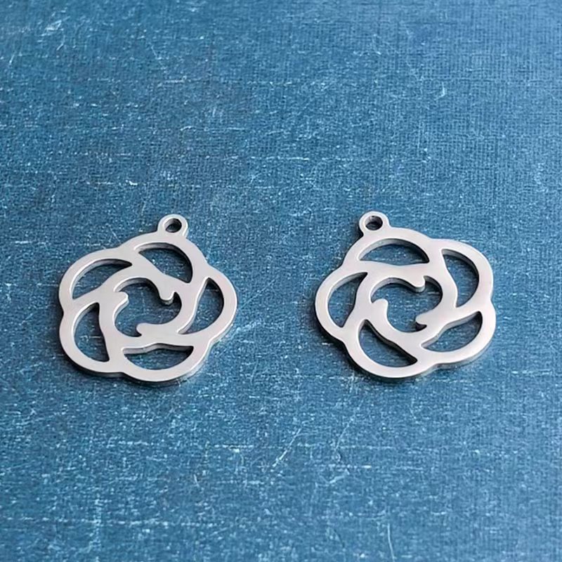 Fashionable and simple stainless steel cut titanium steel bracelet pendant, DIY personalized and trendy accessory necklace pendant