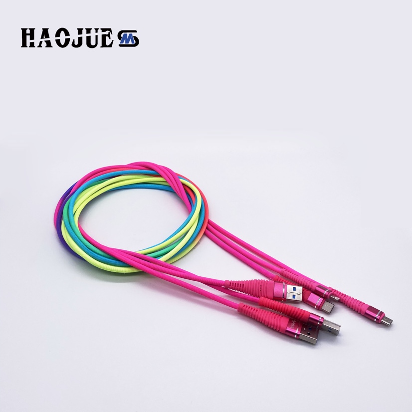 HAOJUE新款 欧洲南美爆款 超级柔软Q弹手机充电线 2.4A快充数据线46564