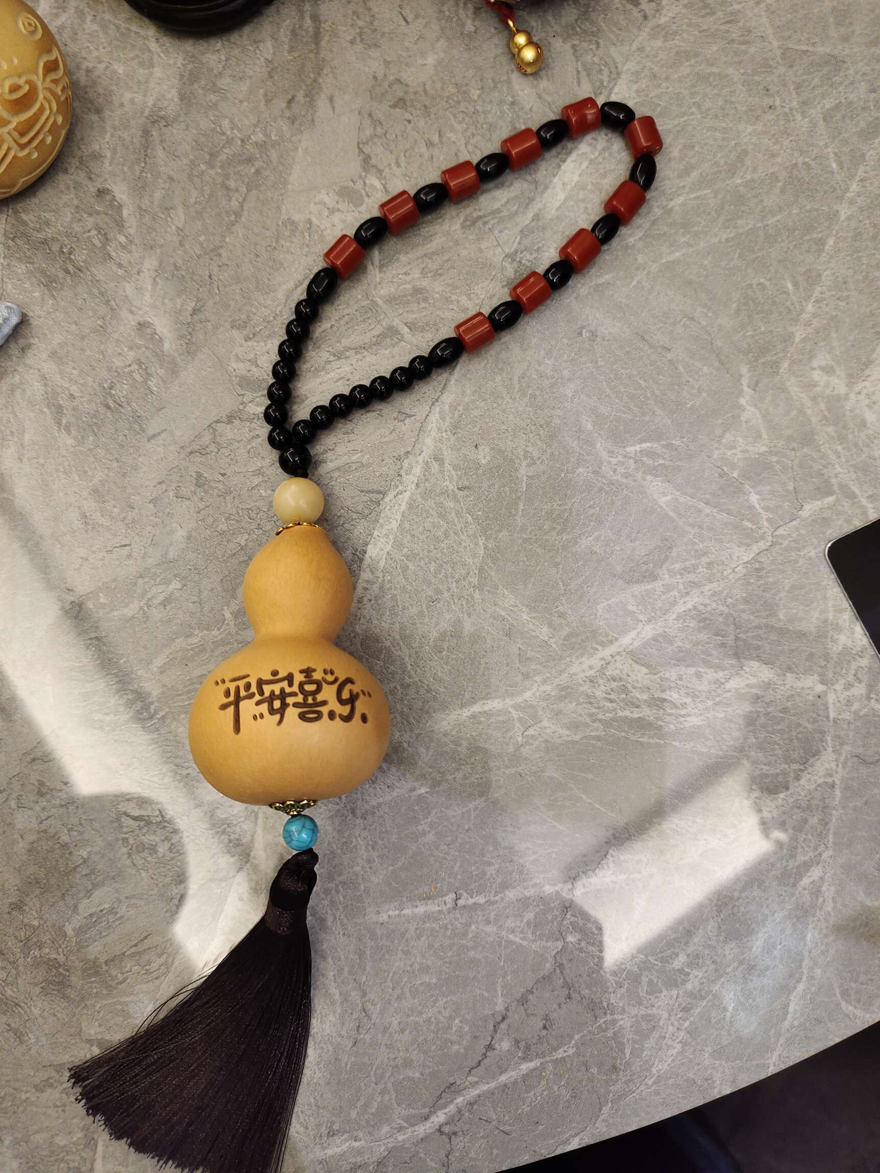 All kinds of gourd ornaments and pendants are available to attract wealth, good fortune and ensure safety detail image 6