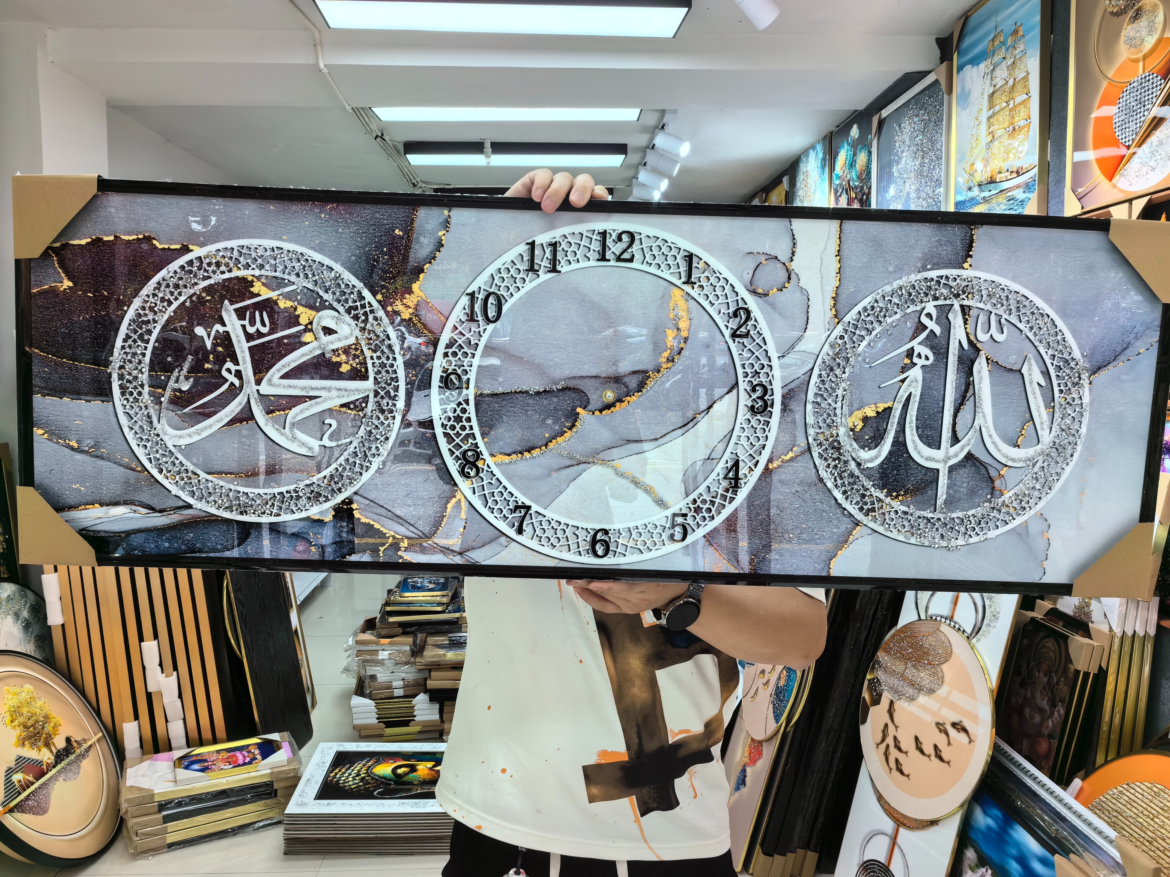 晶瓷晶钻宗教风格三联钟表装饰画 居家卧室客厅壁画挂画装饰产品图