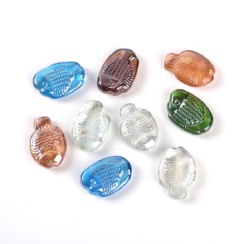 Irregular-shaped colored stones, free-form stones, glass blocks, stars, moons, starfish, diamonds, mosaics, rain flower stones, small fish, peanuts, fruits, sun gods, maple leaves, shells, conches, fish tanks, decorative glass blocks Specification drawing