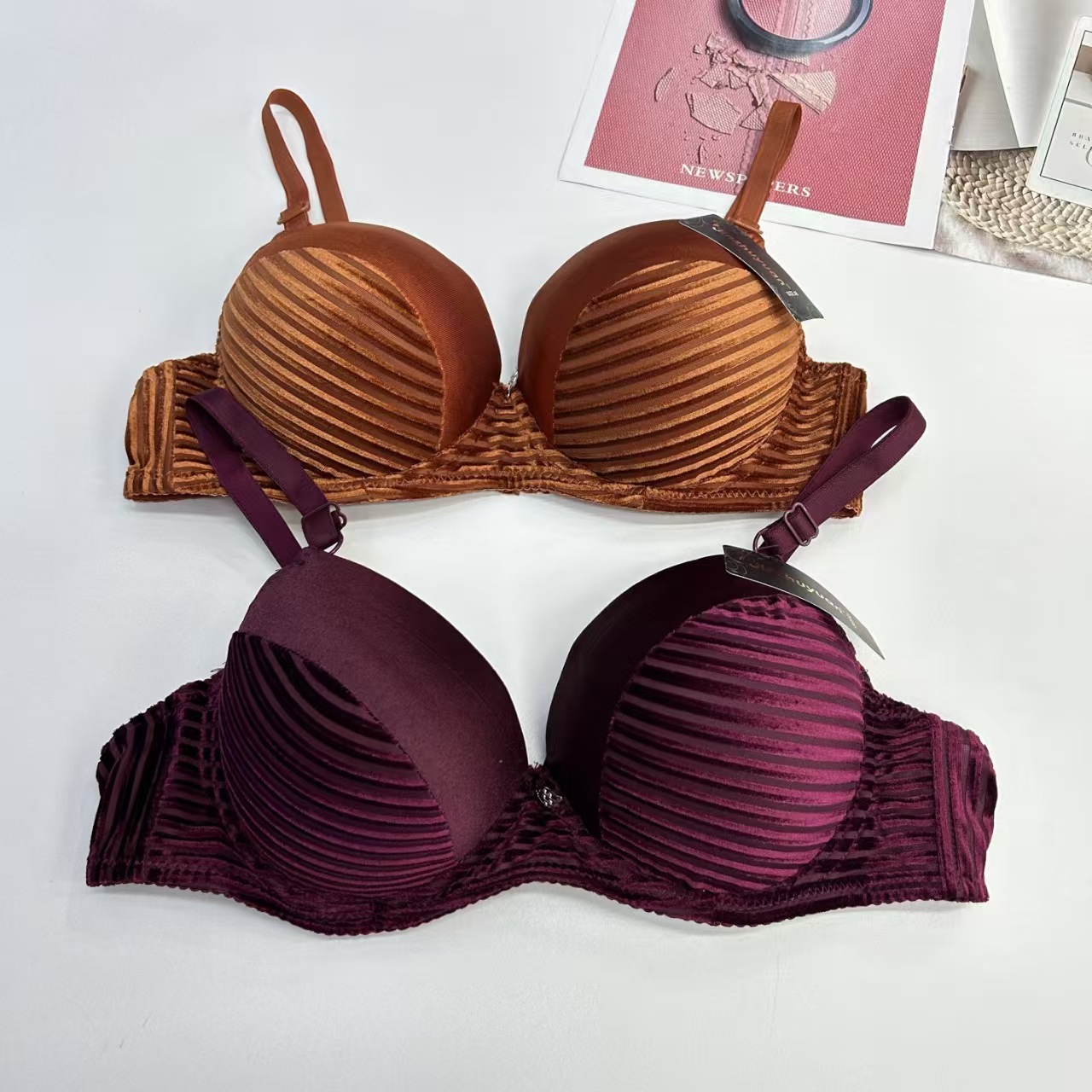 JZY-7729# Women's bras for export to the Middle East and Africa, women's brocade swimming fabric bras, fleece cup-shaped bras, enlarged and thickened women's bra sets, QNI Application Scenario