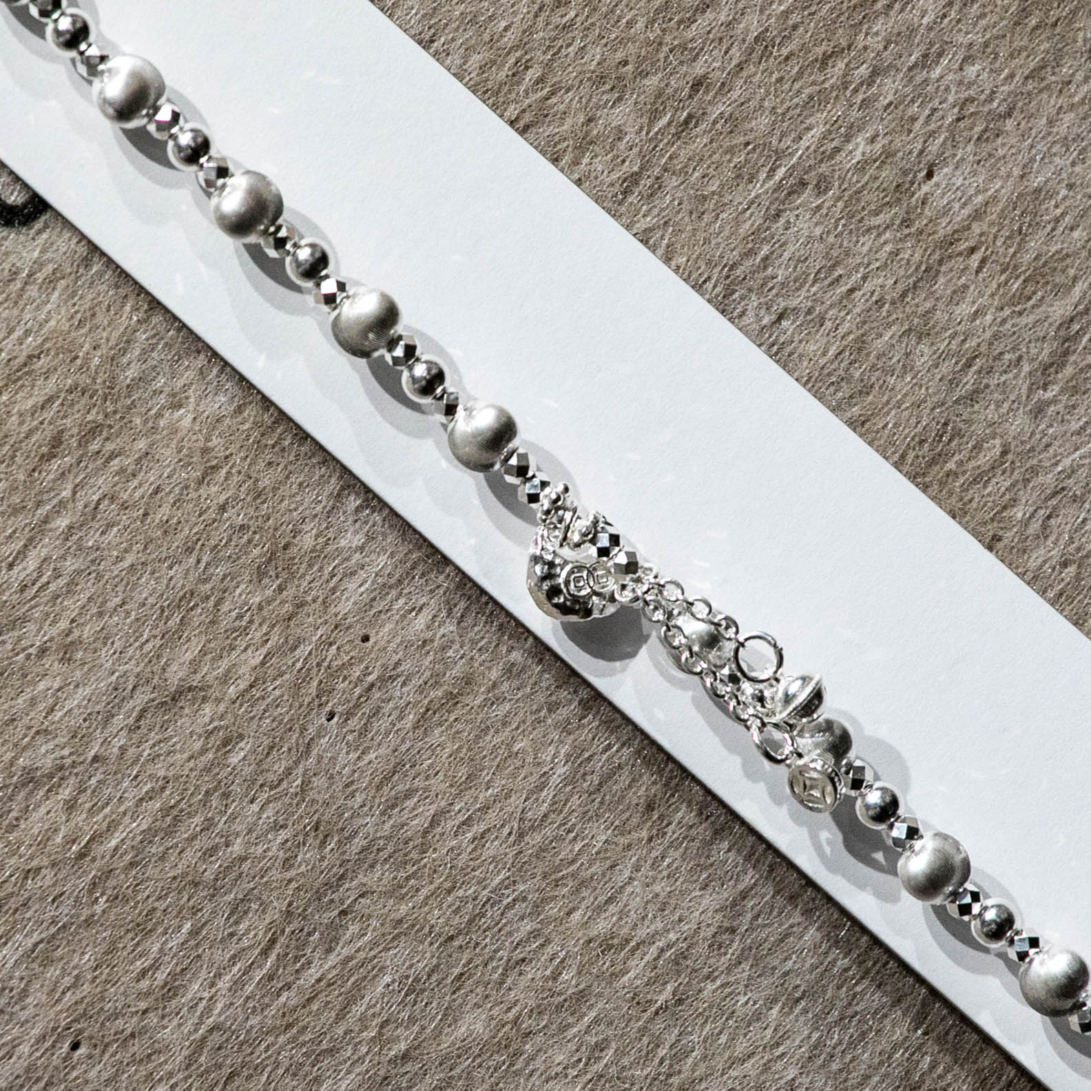 Fashion Precision Craftsmanship Galaxy Roaming ·925 Silver Star and Moon Tassel Beaded Bracelet Application Scenario