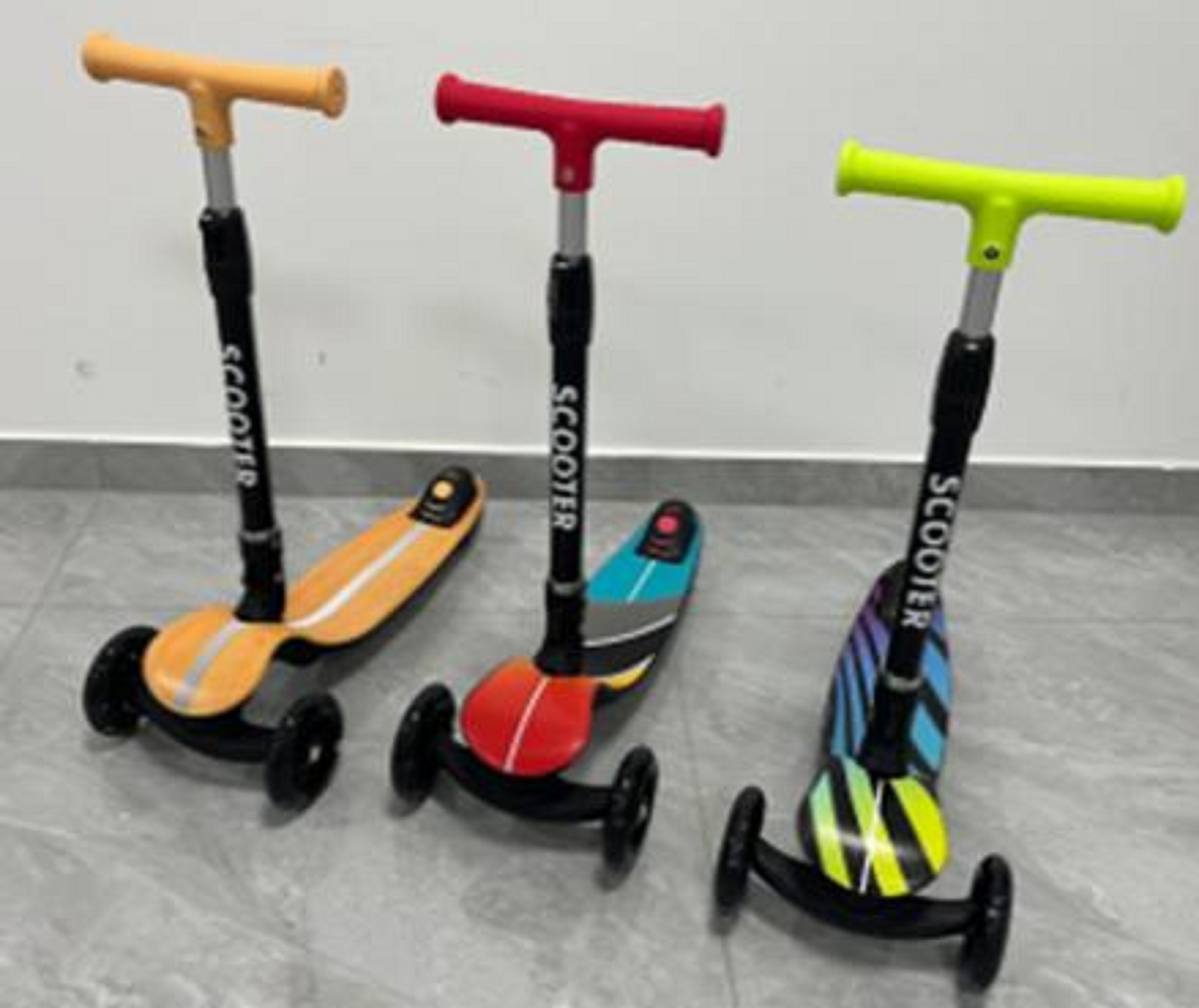 Factory-customized scooters for children aged 2-8, light-emitting scooters for small animals, one-button folding, two-in-one riding and sitting electric scooters for children, 1-year old toy gift packs for infants, waterproof and anti-slip Specification drawing