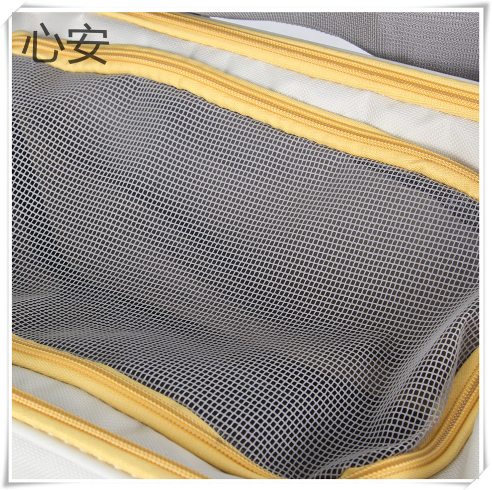 宠物包/宠物/宠物隔尿垫/宠物服饰/宠物尿垫白底实物图