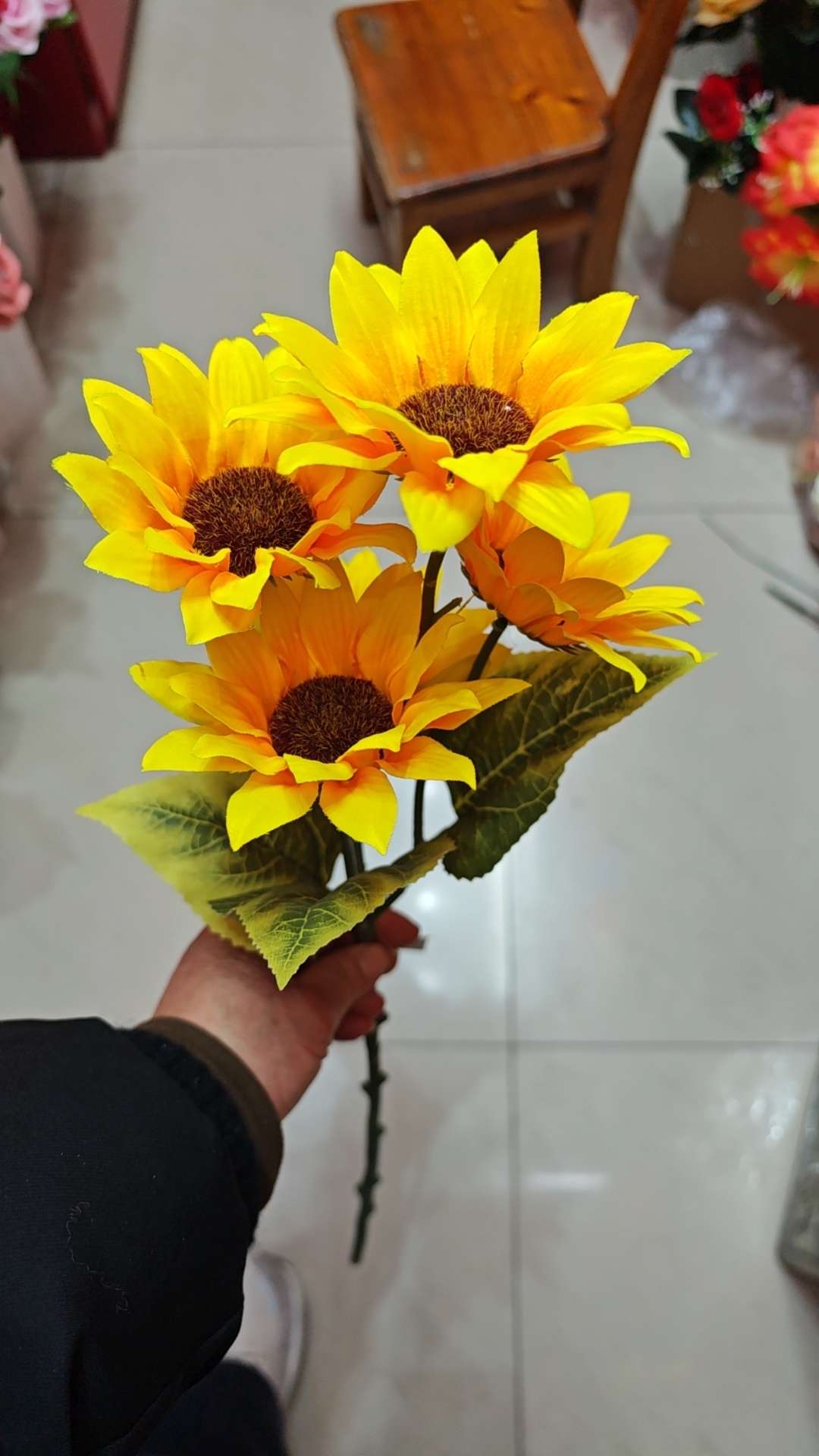 森系仿真花饰绢花假花女2022带瓶子花环新娘手捧花假花女2022森系仿真花带瓶子仿真花环新娘手捧花