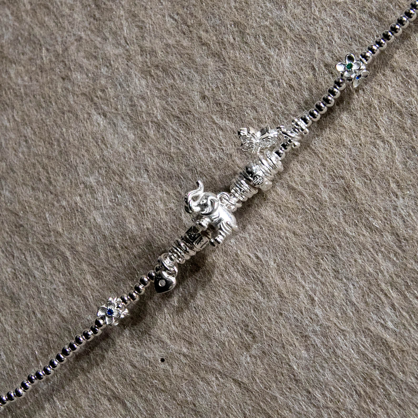 Fashion Seiko 925 Silver Star Sea Journey Retro Ocean Beaded Bracelet for Women: A niche design sense, light luxury, dynamic and whitening vacation-style jewelry Item Picture