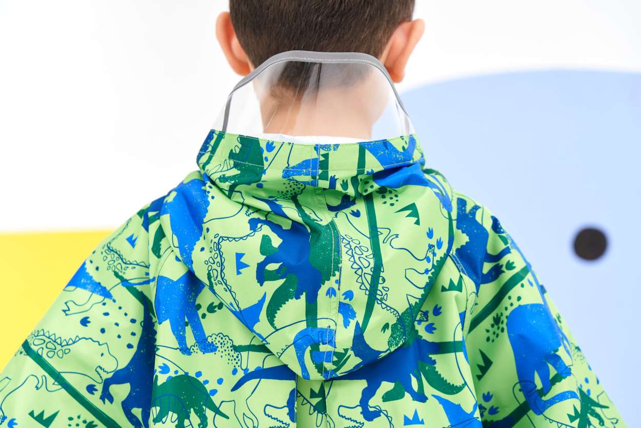 儿童背包雨衣满印卡通图案学生男孩女孩上学通勤反光安全防暴雨多尺码可选环保无气味柔软布料时尚网红宝妈必选雨衣【史前巨兽】详情图2