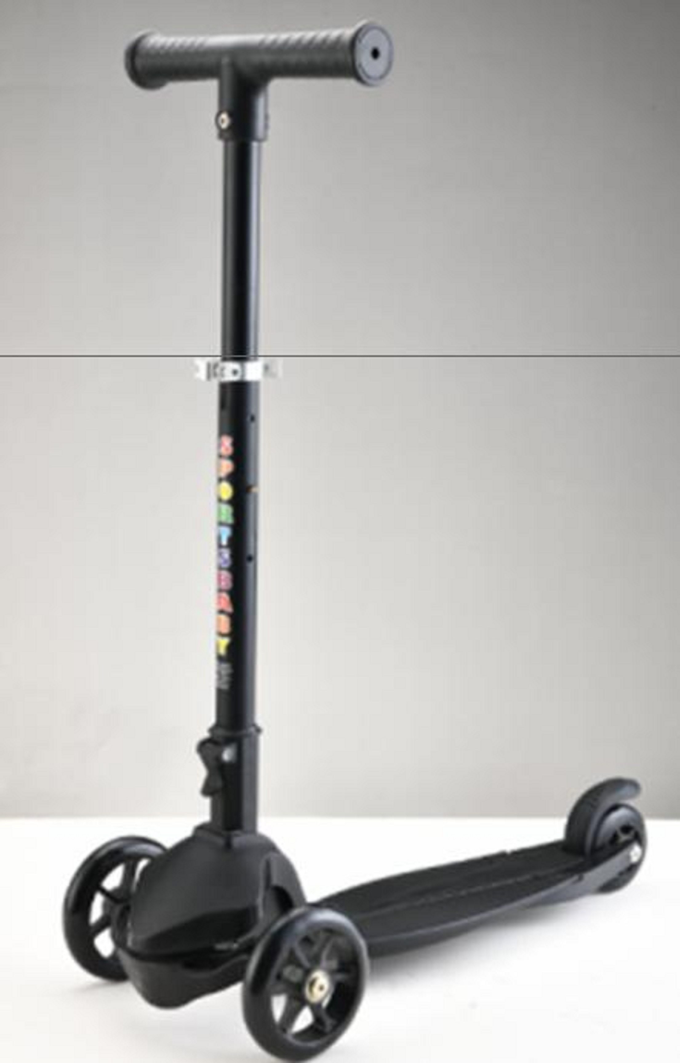 Factory-customized scooters for children aged 2-8, light-emitting scooters for small animals, one-button folding, two-in-one riding and sitting electric scooters for children, 1-year old toy gift packs for infants, waterproof and anti-slip full figure