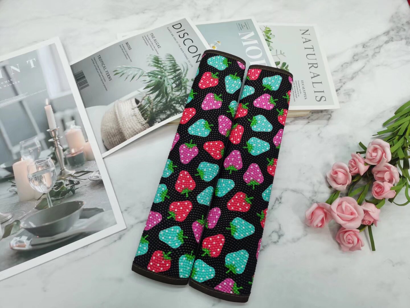 Fabric refrigerator door handle gloves, double door anti-collision protection, anti-ice hand, anti-cold, thickened protective cover, handle protection cover, car seat belt shoulder guard, cute ladies' interior decoration, anti-tightness, pressure-relieving, extended, breathable for all four seasons, summer Item Picture