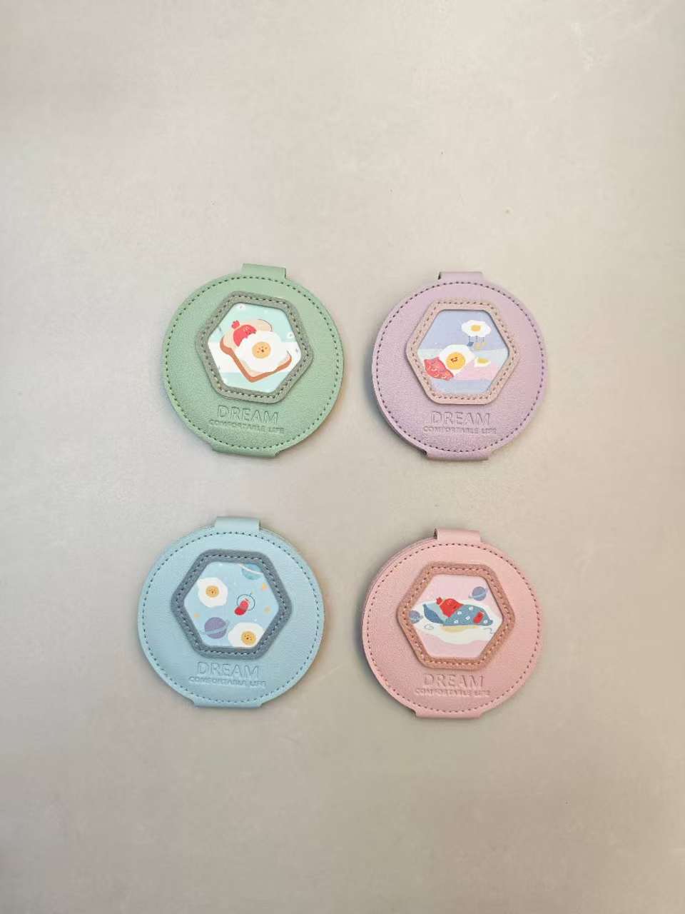 The pocket mirror of the makeup mirror is convenient for personalized students with multi-color macarons Specification image