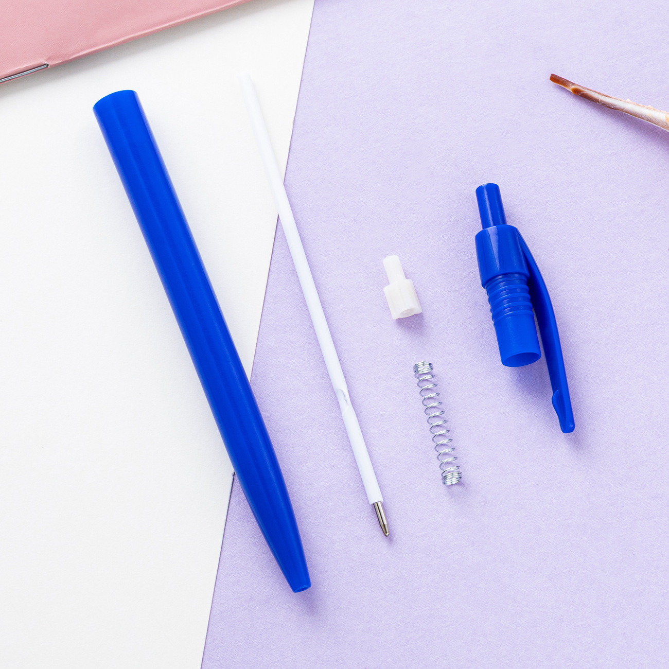Candy-colored press ballpoint pen, simple ballpoint pen, printable advertising and promotional ballpoint pen Application Scenario