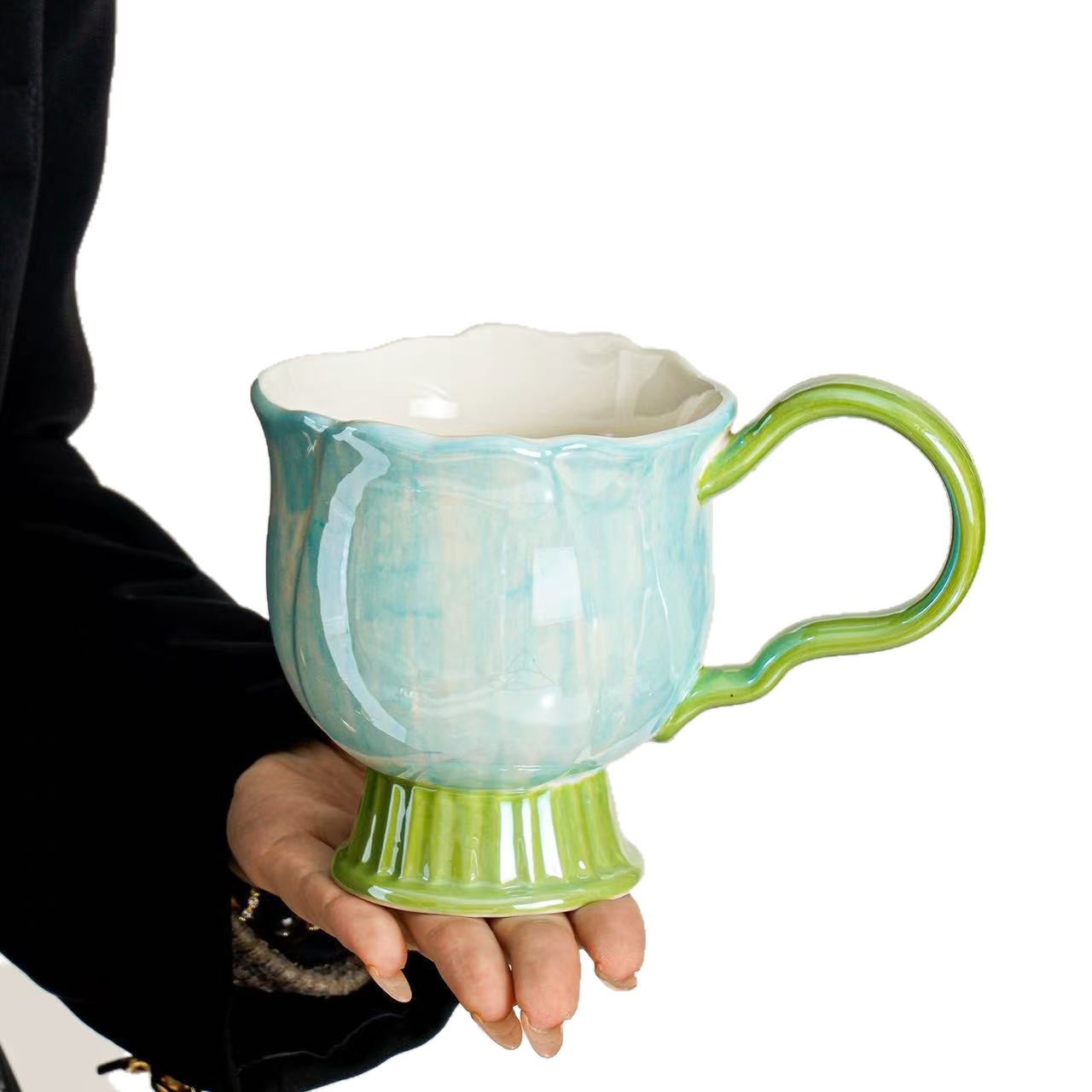 Tao Dian's new pearlescent glazed tulip exquisite ceramic mug is a household daily drinking cup. It's a gift for drinking water and you can spend money detail image 4