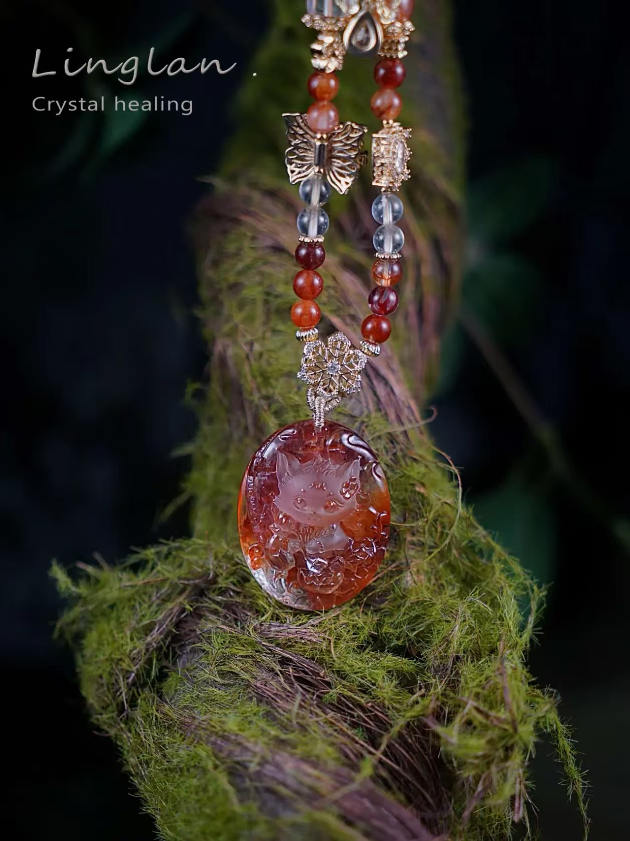 牛血红水晶狐牌吊坠