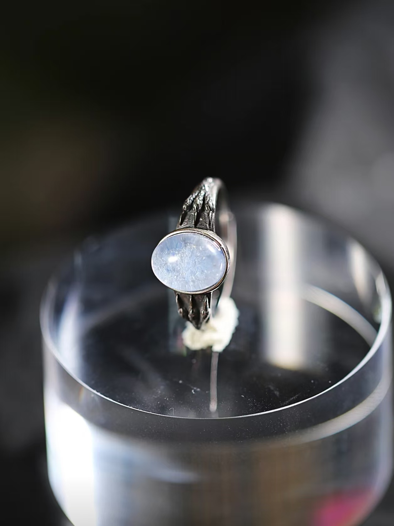 蓝线天然水晶戒指