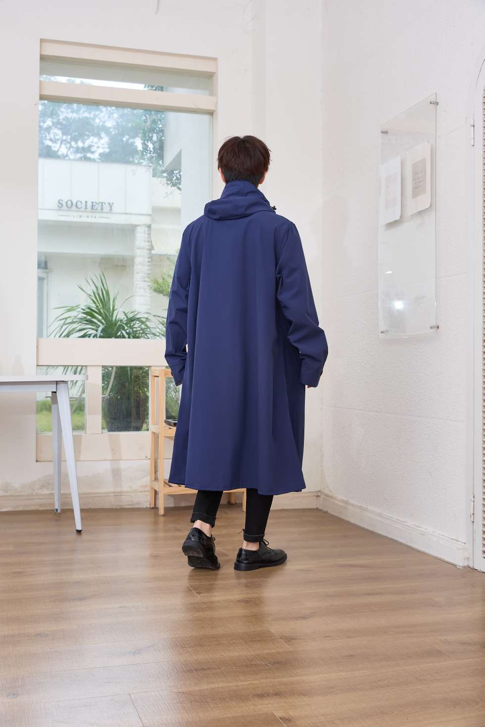 长款时尚雨衣塔斯隆覆膜面料多巴胺色系四色现货雨衣详情图5