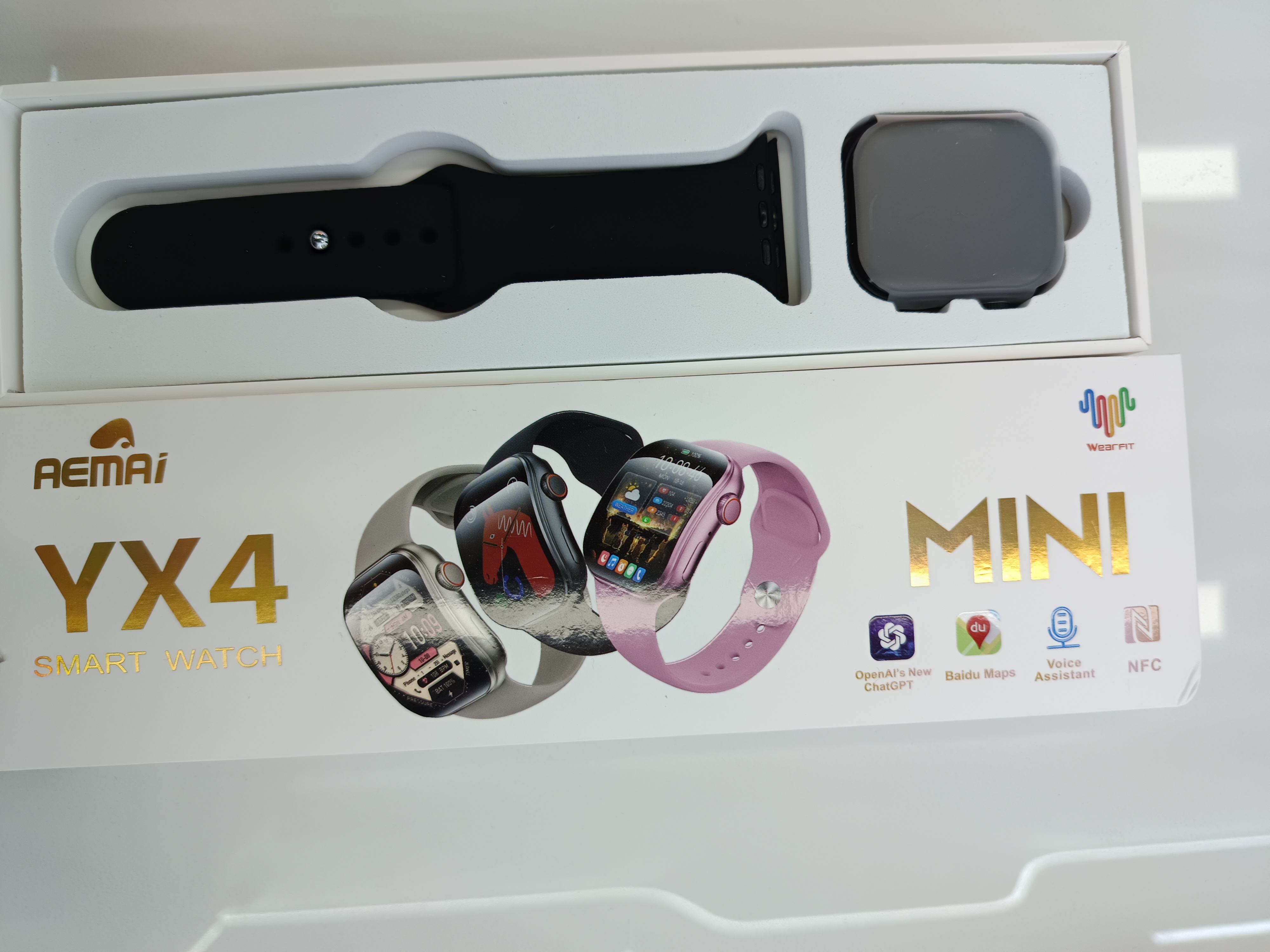 The AEMAI YX4mini smart sports watch features a high-end curved surface with a heart rate monitoring silicone strap for sports and sleep details Picture