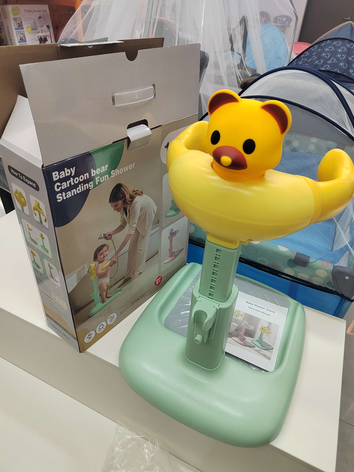 Baby standing bath stand, adjustable and foldable, children's bath wonder, bath rack, home anti-slip children's bath rack, detachable type, color box bath rack Application Scenario