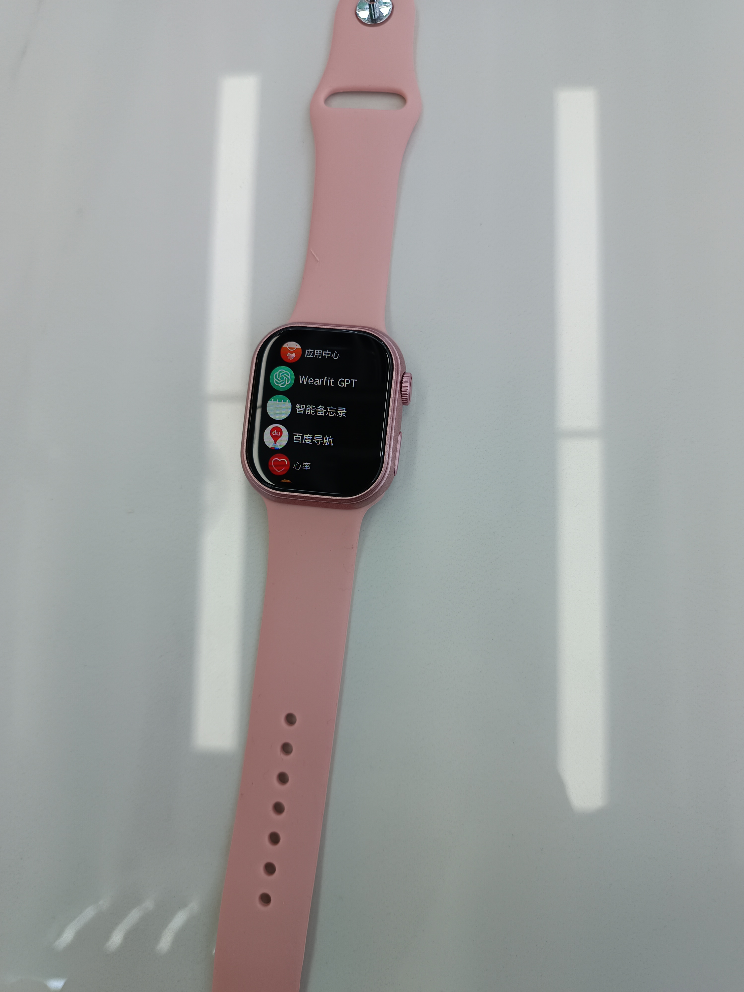 The AEMAI YX4mini smart sports watch features a high-end curved surface with a heart rate monitoring silicone strap for sports and sleep Application Scenario
