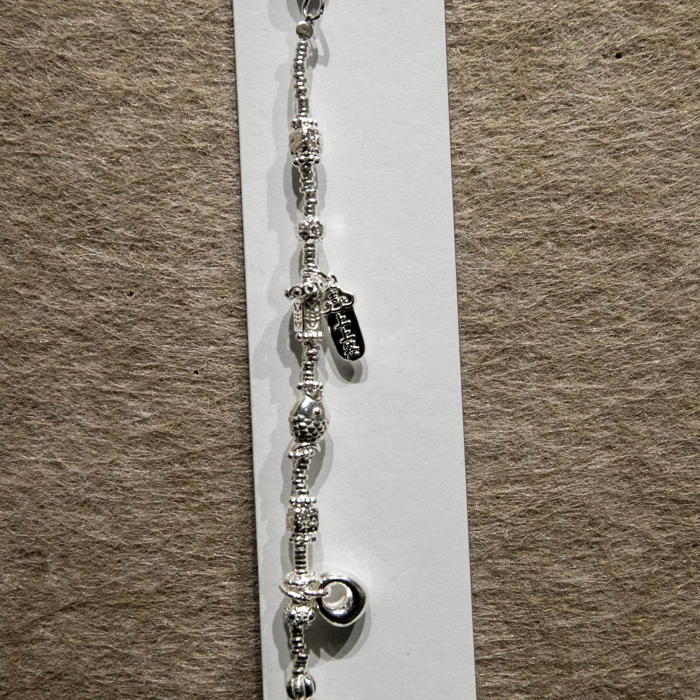 Fashionable and exquisite 925 Silver Ruyi Bell Beaded Bracelet for Women: A new Chinese-style niche design sense, light luxury, fair appearance, good fortune and blessings Specification image