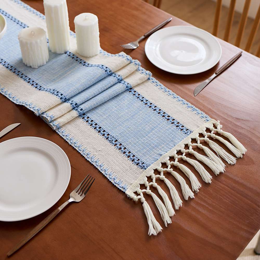 Bohemian table flags come in a variety of styles. Rectangular table flags are available in multiple sizes, including 30*180CM detail image 12