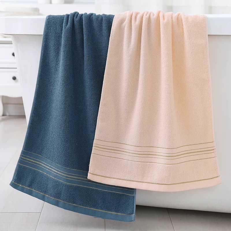 Absorbent general-purpose striped bath towel Application Scenario