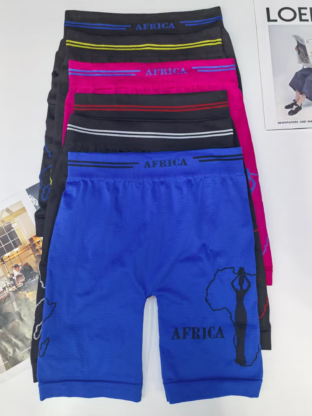 561# Leggings for export to the Middle East and Africa, men's leggings in solid color, contrasting color, letter print decoration, comfortable and breathable, QNI men's leggings Item Picture