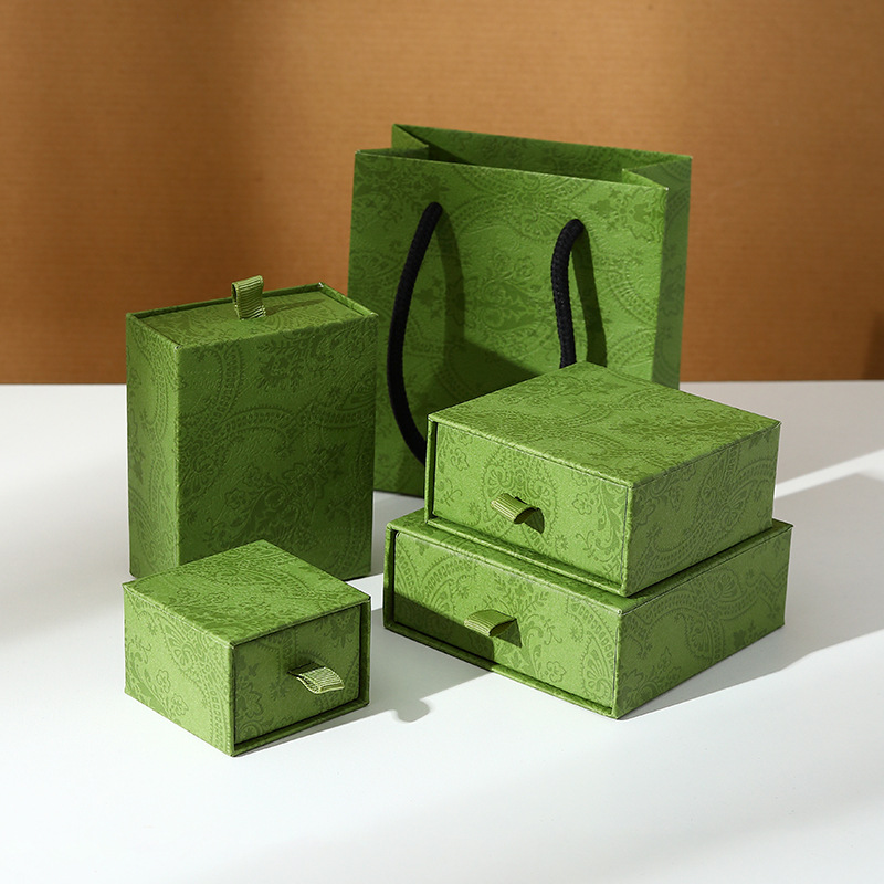 In-stock retro green drawer necklace box, jewelry box, ring stud earrings, earrings, bracelet accessories, drawer gift box