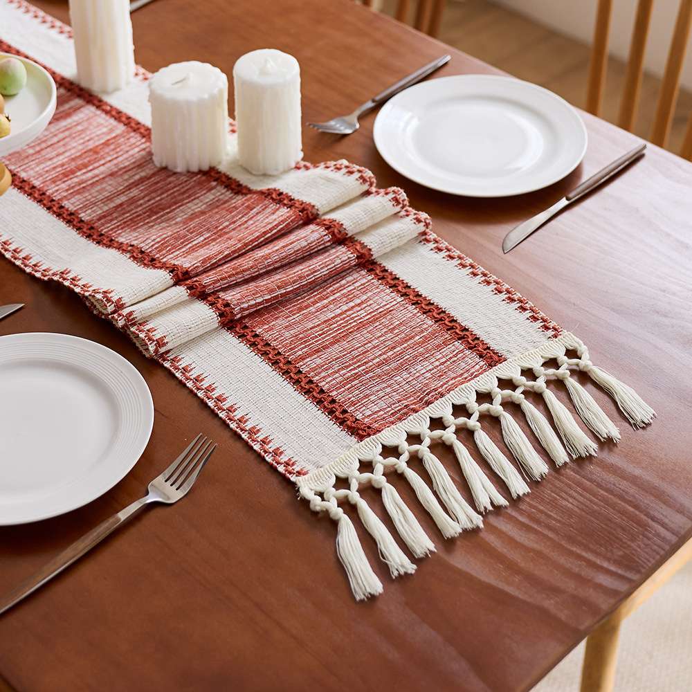 Bohemian table flags come in a variety of styles. Rectangular table flags are available in multiple sizes, including 30*180CM detail image 9