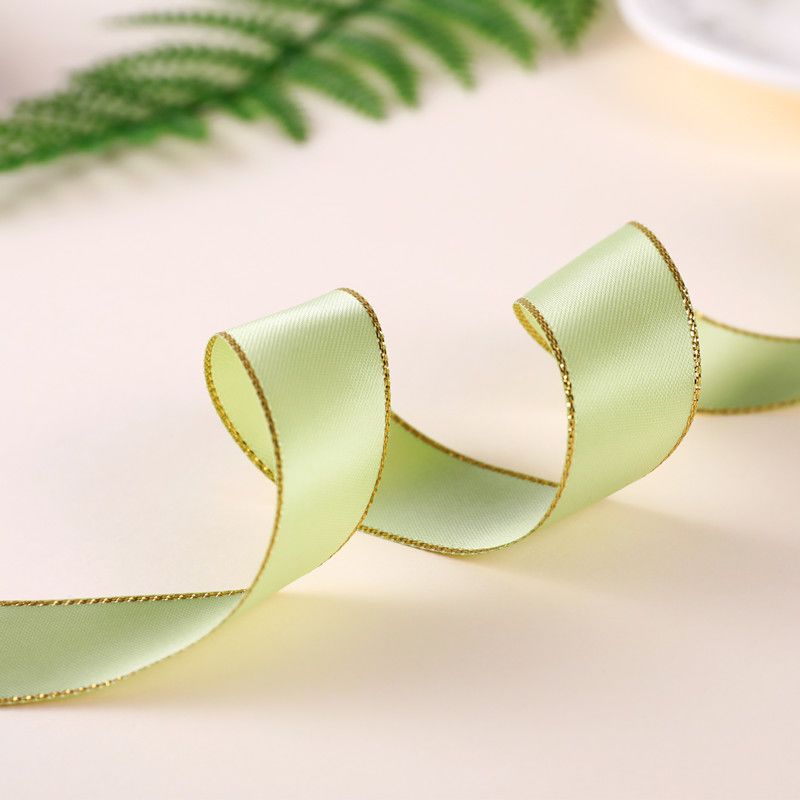 Christmas gift packaging ribbons, golden-edge ribbons, souvenirs, fruit baskets, decorative ribbons, ribbons, ball flowers, gift box packaging detail image 4