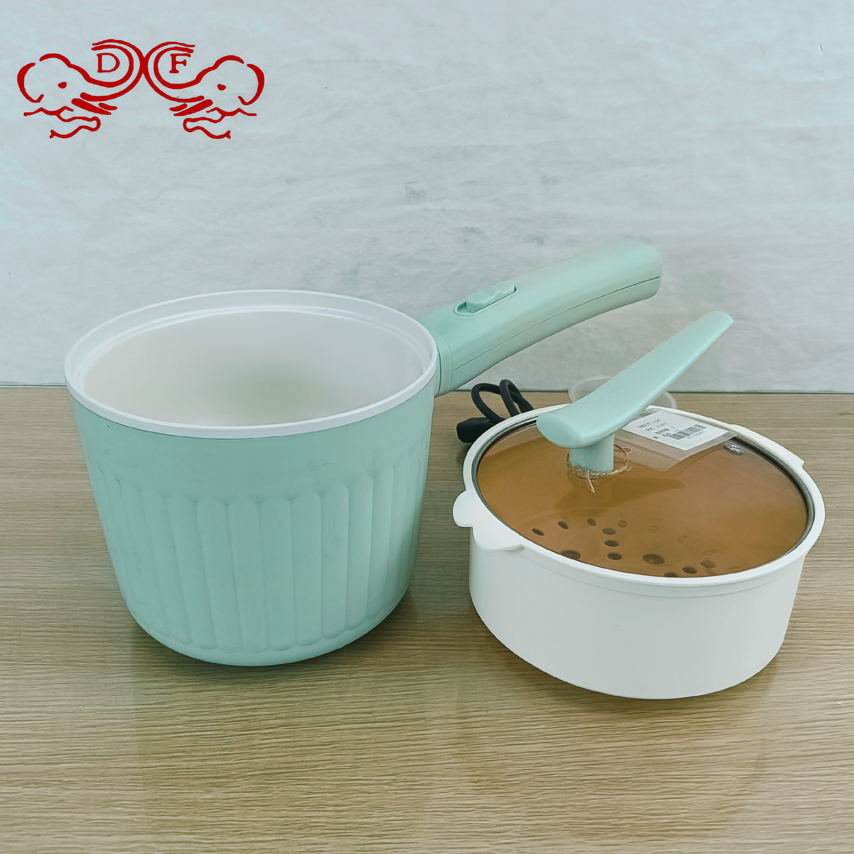 DF99315 Electric cooking pot, dormitory student pot, multi-functional household electric stir-frying pot, small mini integrated steaming, electric hot pot, electric pot Application Scenario