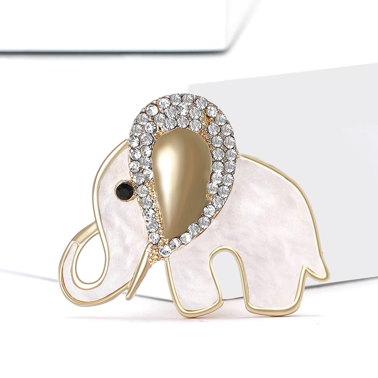 Elegant and luxurious alloy rhinestone white plate shell elephant brooch, elegant women's clothing brooch accessory pin pic 4
