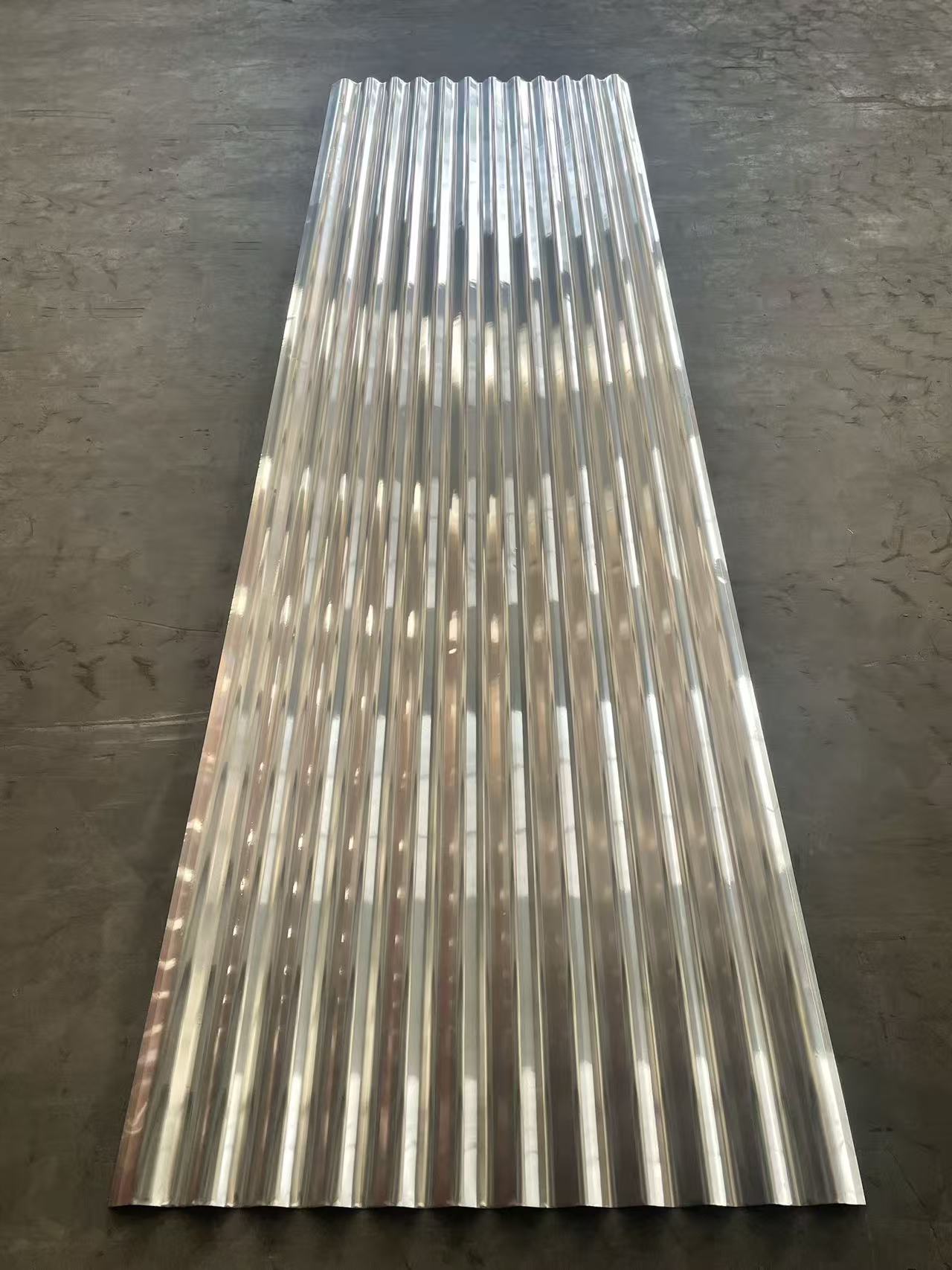 High-quality waterproof color steel coil and color steel tile for building materials, with strong anti-corrosion, wear-resistant and durable properties, and rich colors. Color steel tile, building materials, color steel tile, aluminum details Picture