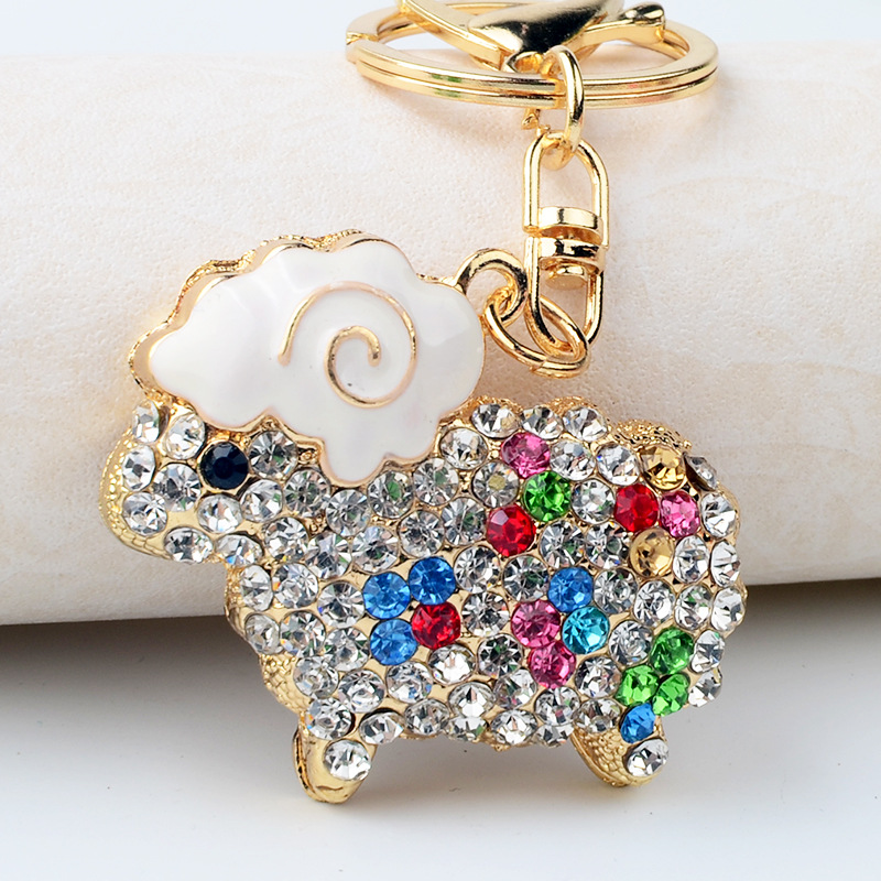 💎 exquisite and fashionable diamond keychain, brighten your life! 🎀 Unique design, exquisite craftsmanship, make ordinary keys shine brilliantly! 🛍️ come and buy! Keychain keychain