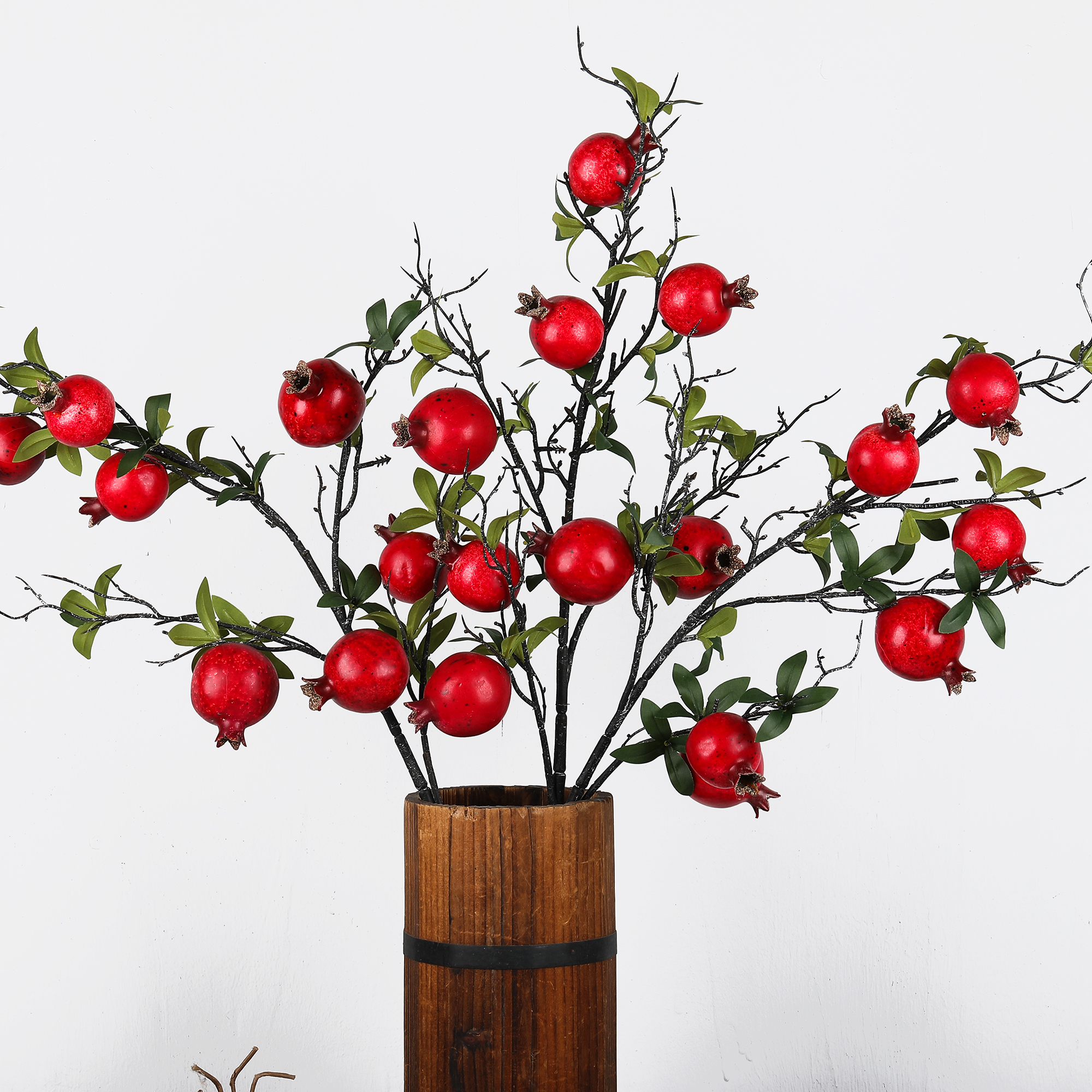 Simulated pomegranate fruit, simulated fruit, money fruit, Spring Festival flower, hug bucket material, foam fruit, home decoration simulated fruit Specification image
