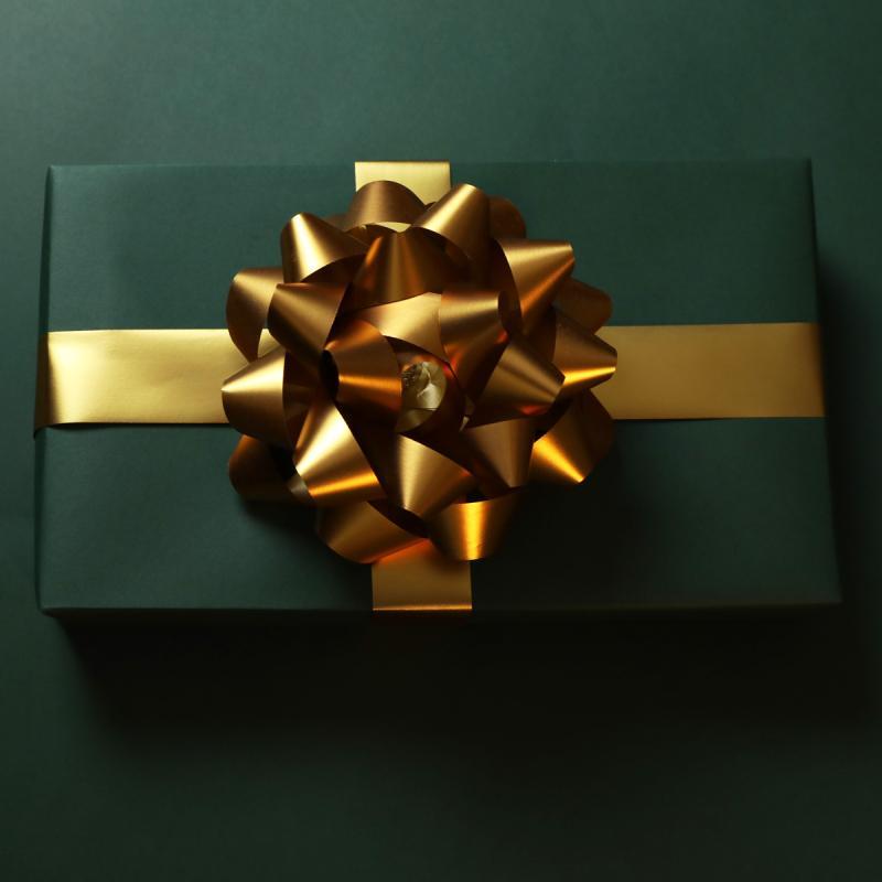 Latte art star flower gift box decoration ball flower Christmas, New Year celebration birthday three-dimensional bow finished product