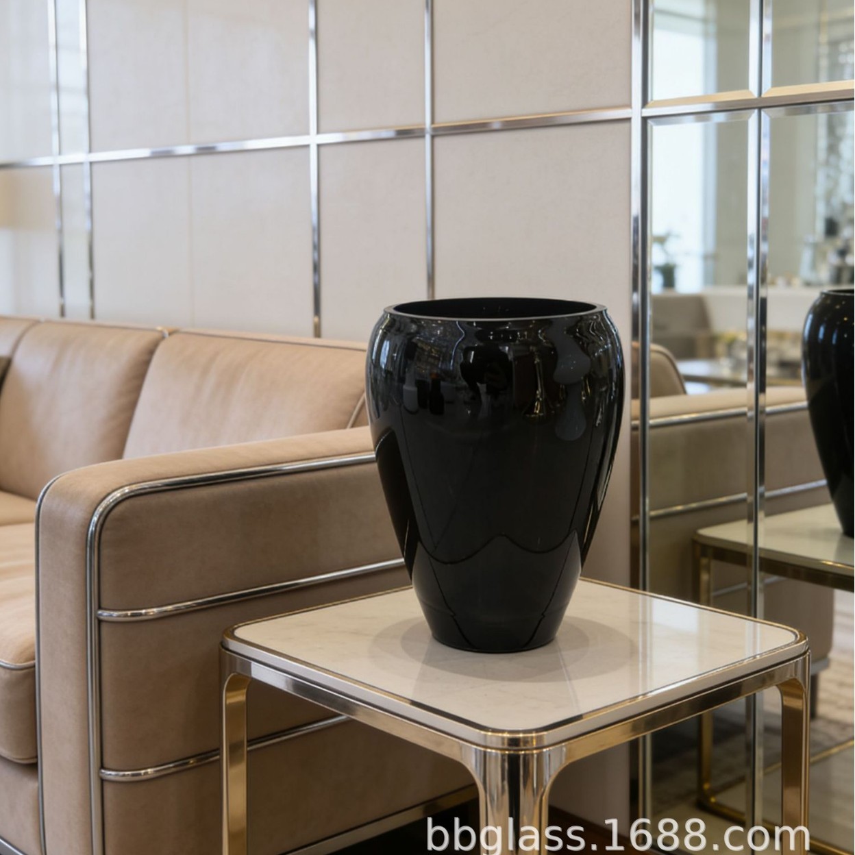 装饰花瓶实物图