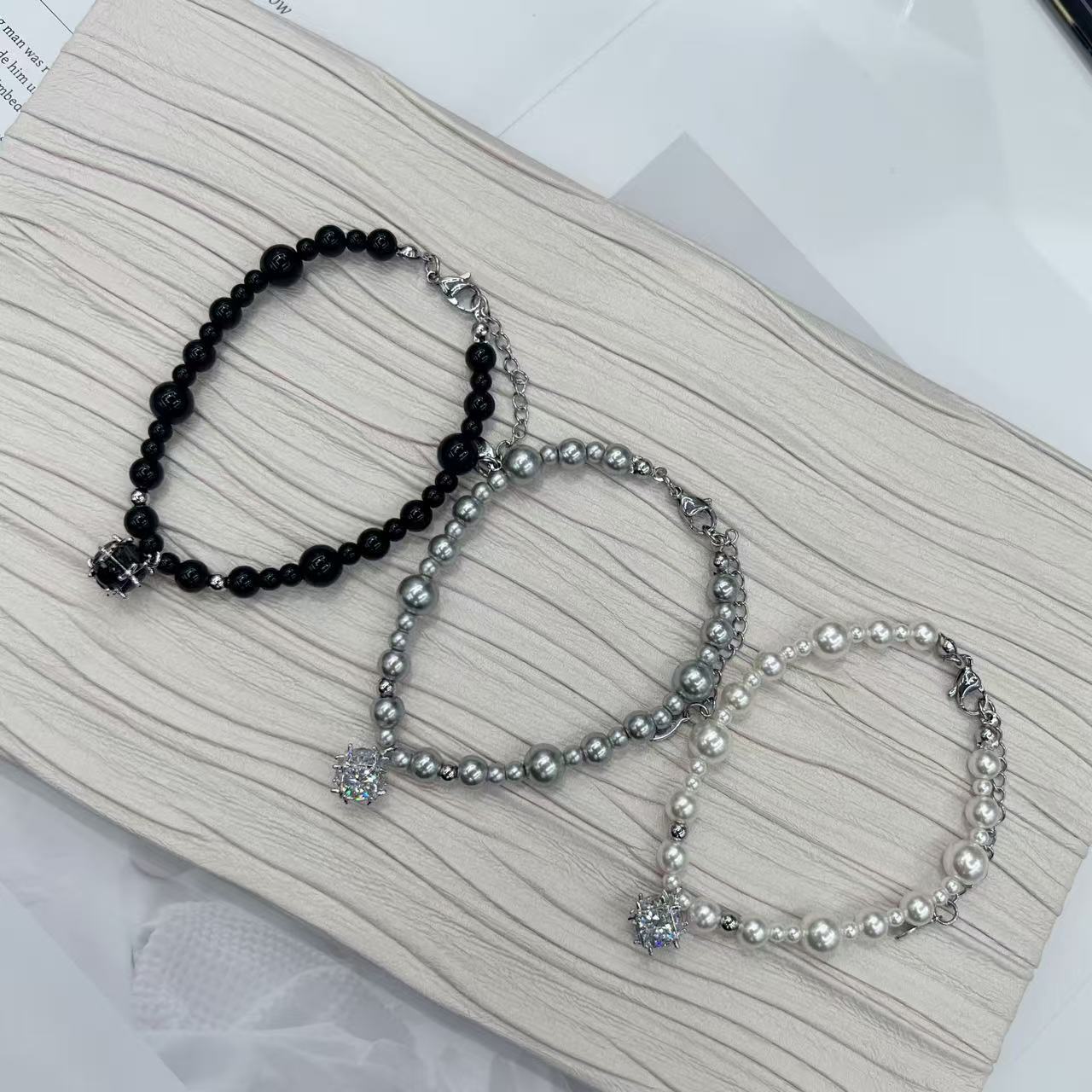 曼塔玫瑰方糖施家珍珠项链轻奢小众高级感颈链毛衣链气质锁骨链女法式几何圆形锆石珍珠项链时尚百搭气质毛衣链轻奢高级感项饰饰品