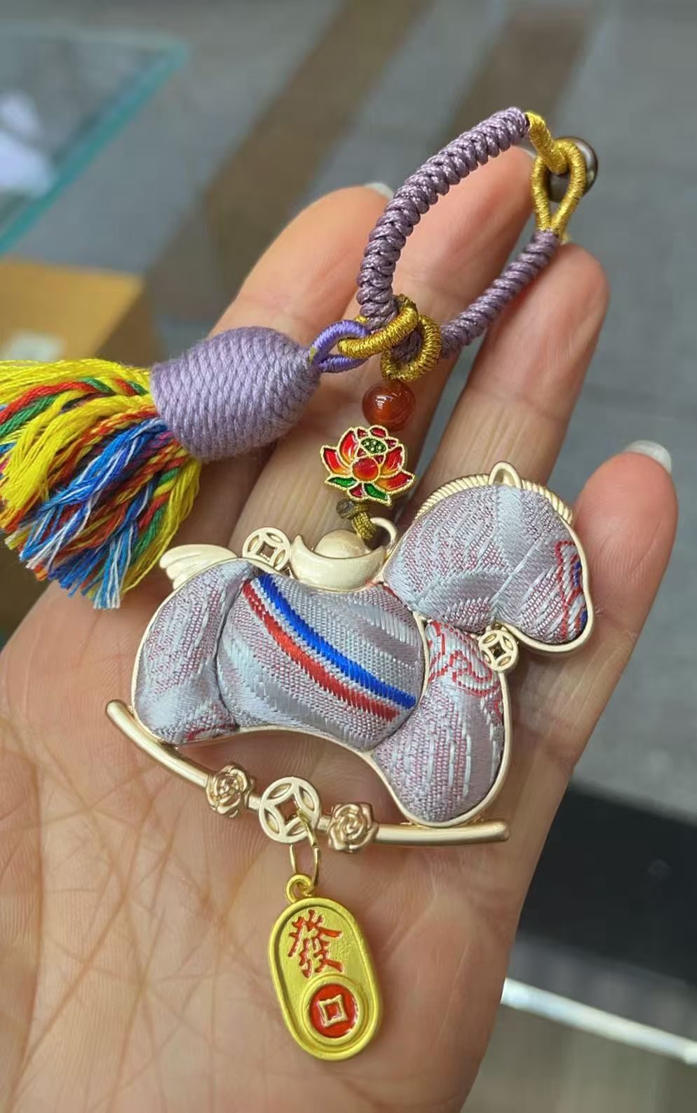 Elegant brand gift/Silver Foil gift/Silver foil box/Gift silver foil box storage box. Song Dynasty Tomorrow's Ark Intangible Cultural Heritage Imitation Song Dynasty brocade pendant for the Year of the Horse detail image 13