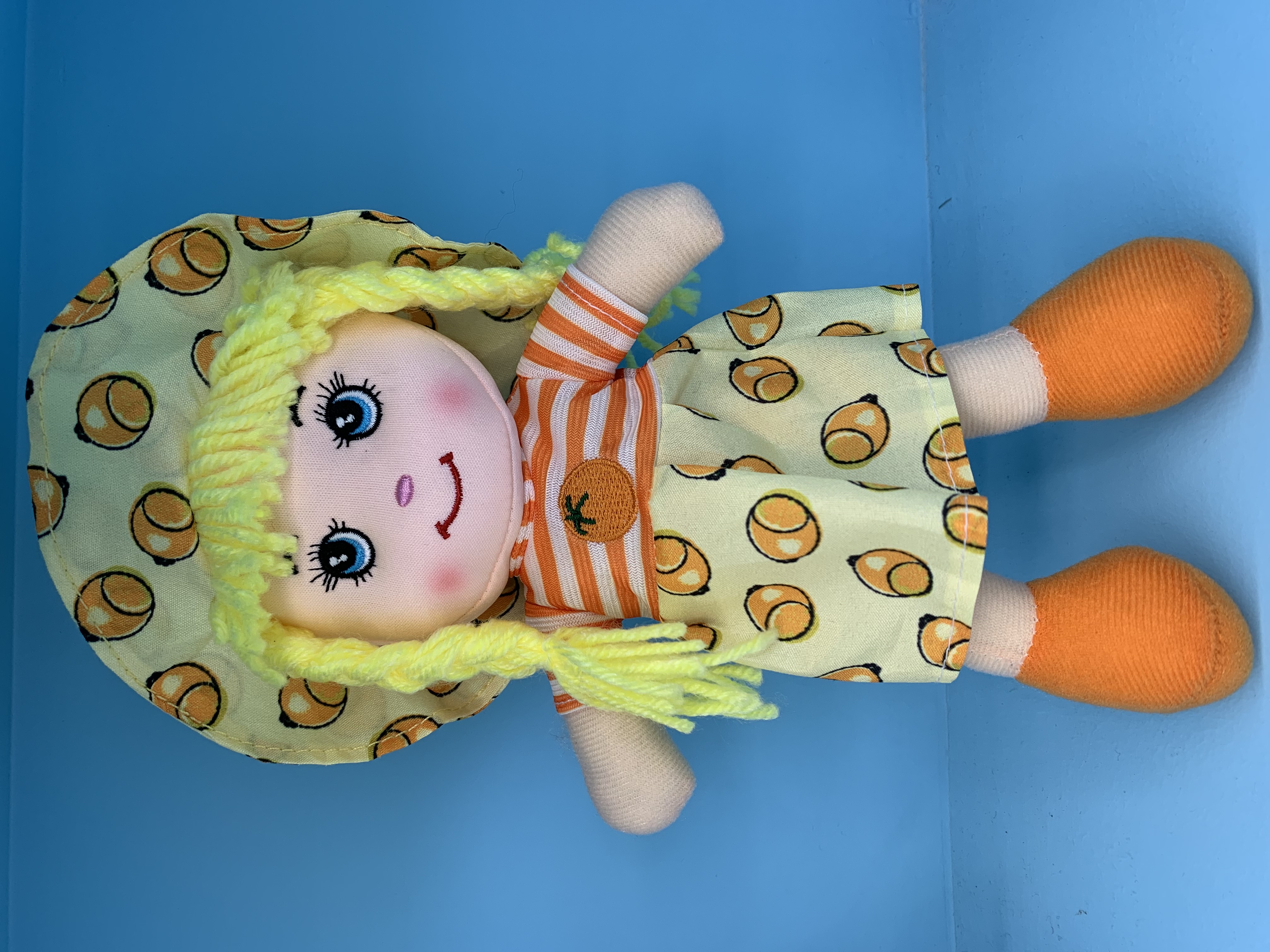 挂件娃娃黄色衣可爱服装套装女孩娃娃