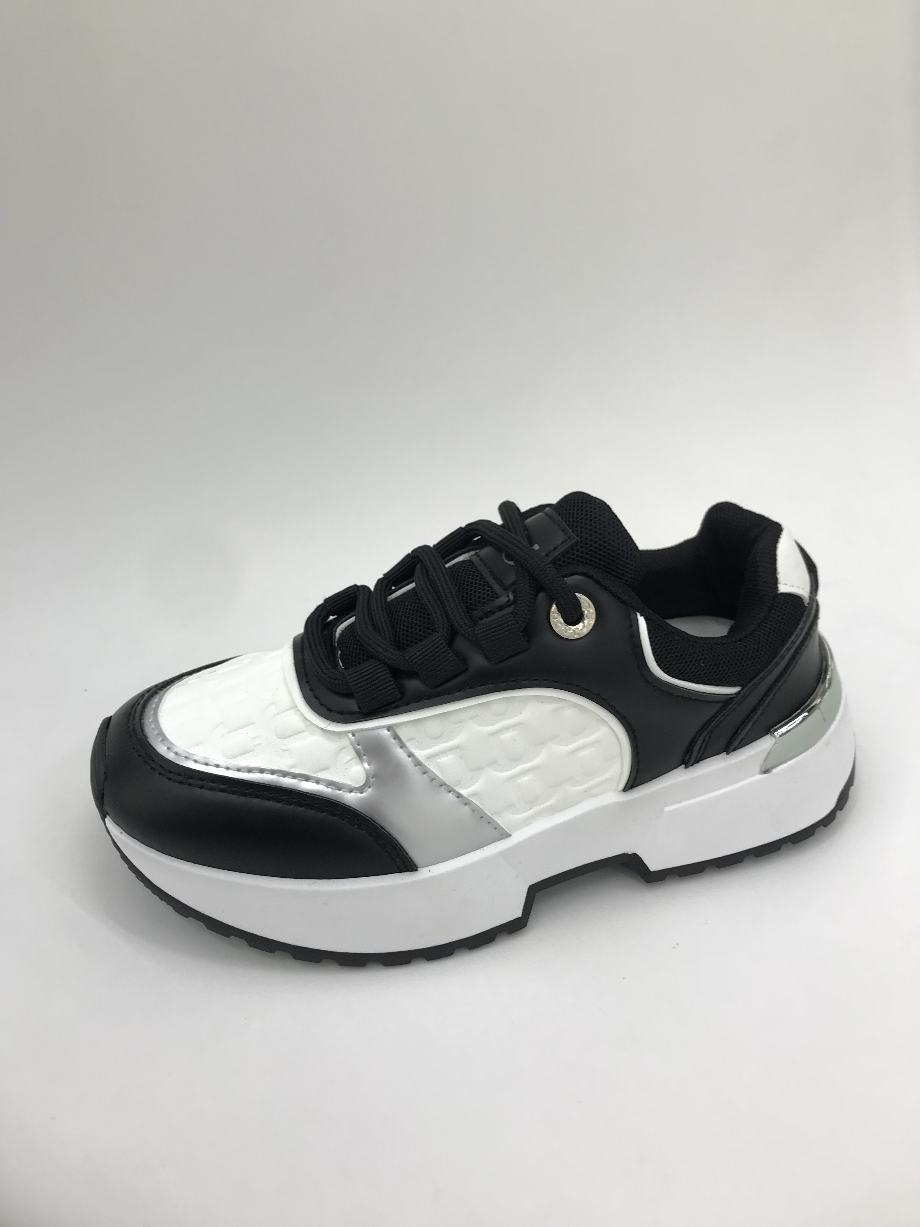 Summer children's indoor shoes, mesh single shoes and sports shoes details Picture