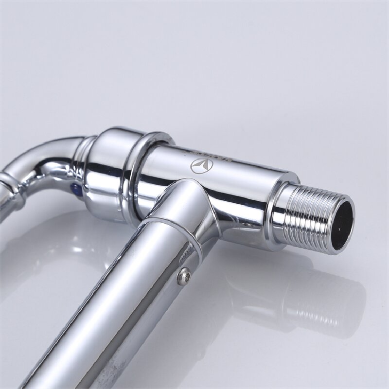 水龙头/水龙头气泡器/水龙头防溅头嘴/卫浴/卫浴五金白底实物图