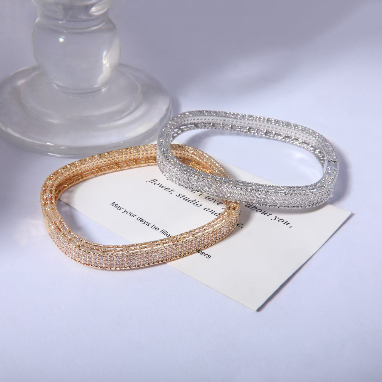 High-end light luxury full diamond bracelet, square copper gold-plated jewelry, European and American cross-border full star row diamond bracelet