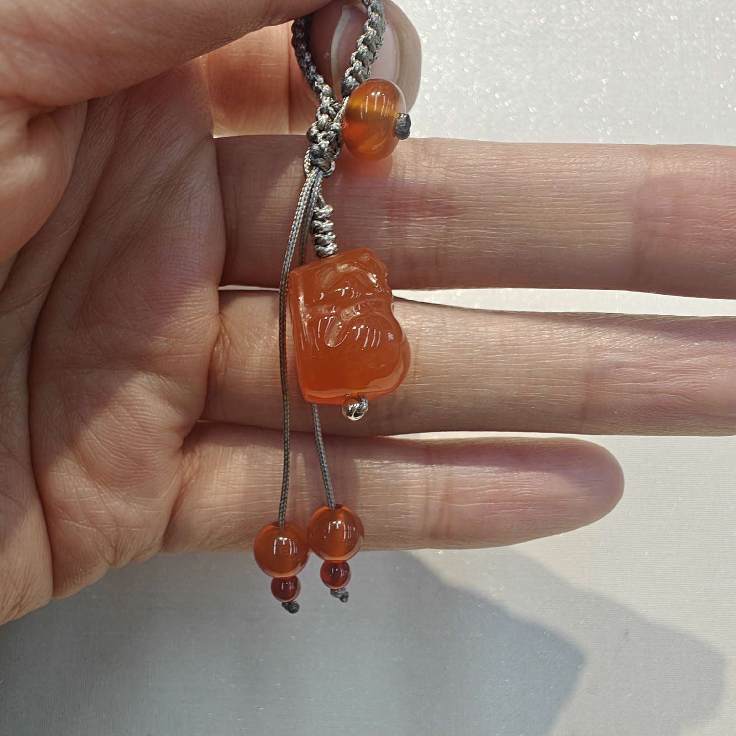 天然红玛瑙貔貅小滴溜小挂件提溜吊坠手链手串项链diy挂饰配件产品图