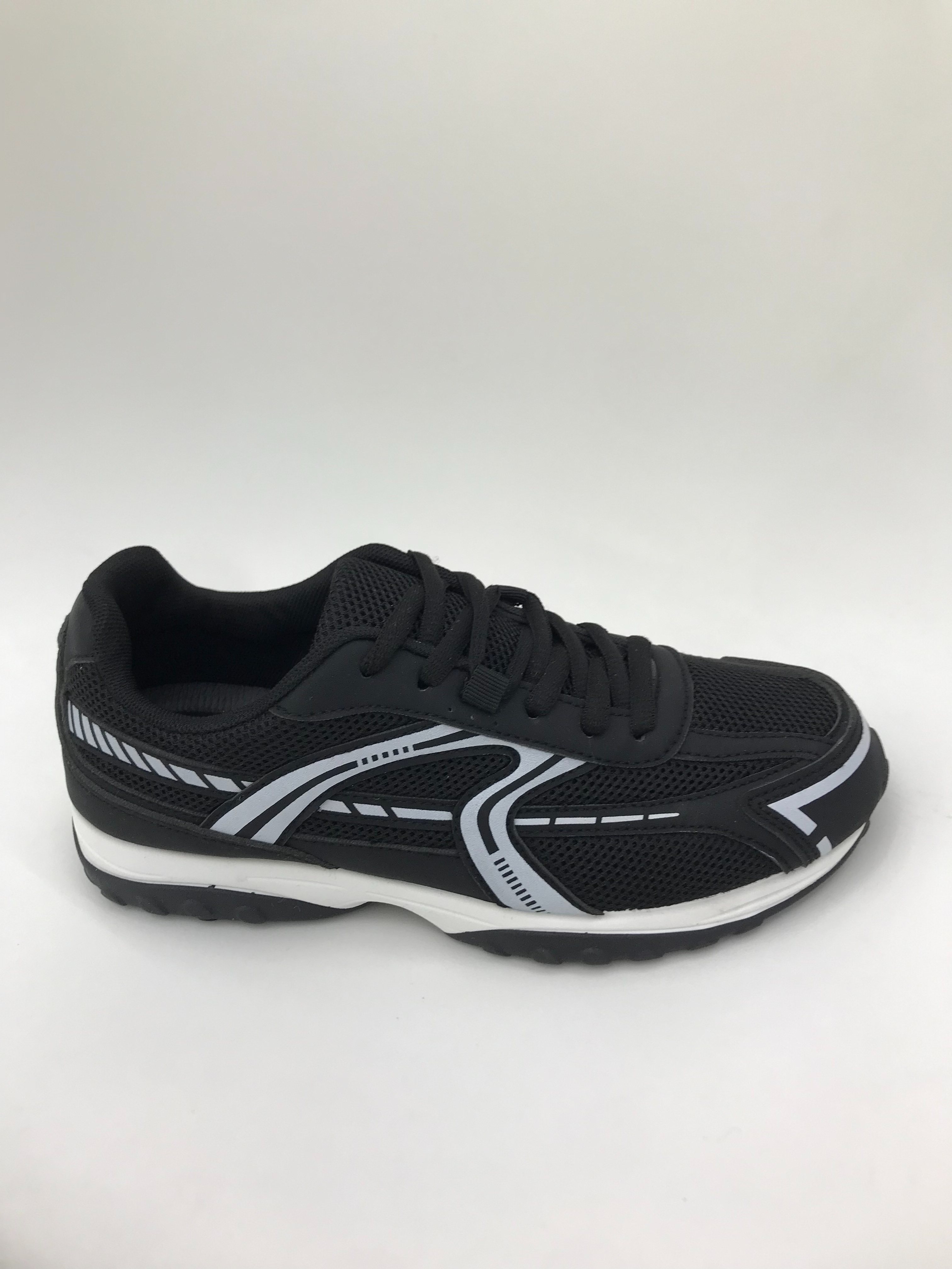 Men's black sports shoes, summer casual shoes, breathable, lightweight, comfortable and wear-resistant full figure