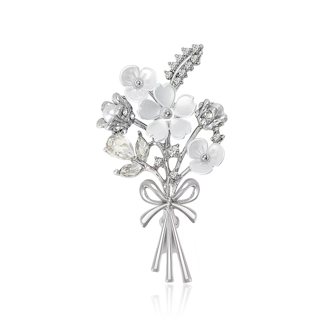 High-end and light luxury plum blossom bouquet alloy rhinestone brooch, elegant and refined women's clothing brooch accessory pin Item Picture