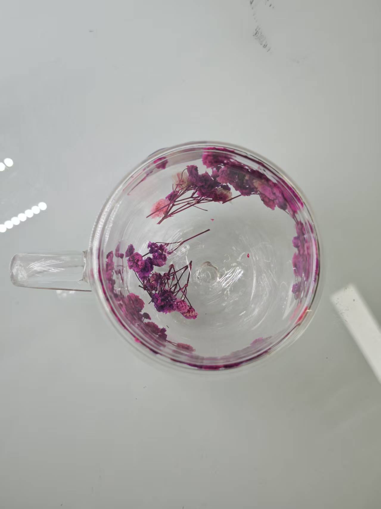 Dried flower decorated transparent glass cups, tea cups, ornaments, home creative gifts and presents details Picture