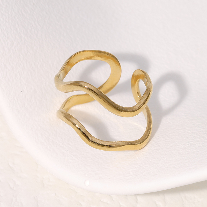 Trendy accessory fashion export bestseller Double-line wavy open ring in gold steel color YYKK011 Application Scenario