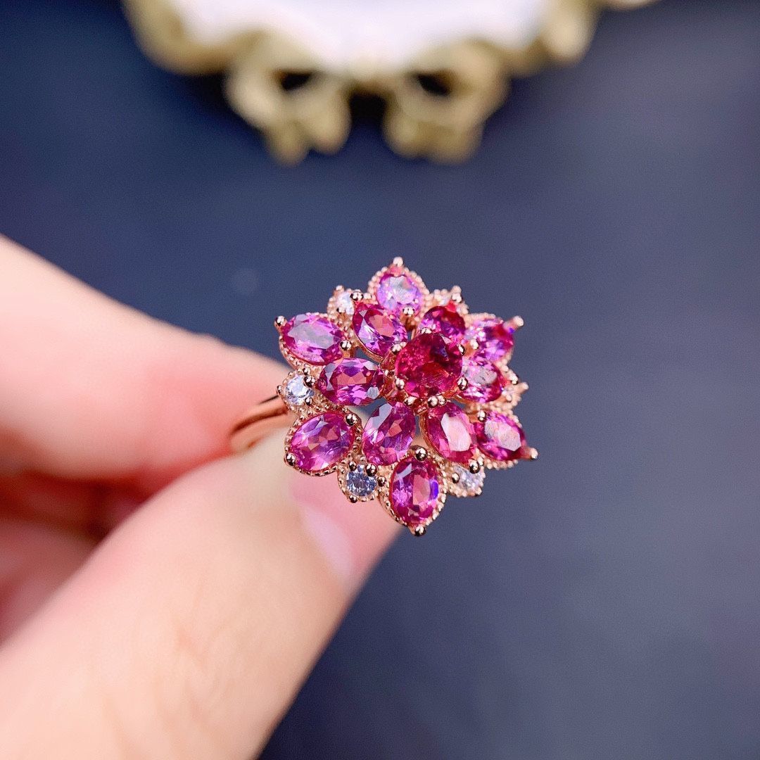 Best-selling 2026 flower-designed rings for women's fashionable and simple couple rings as a gift for your girlfriend detail image 4