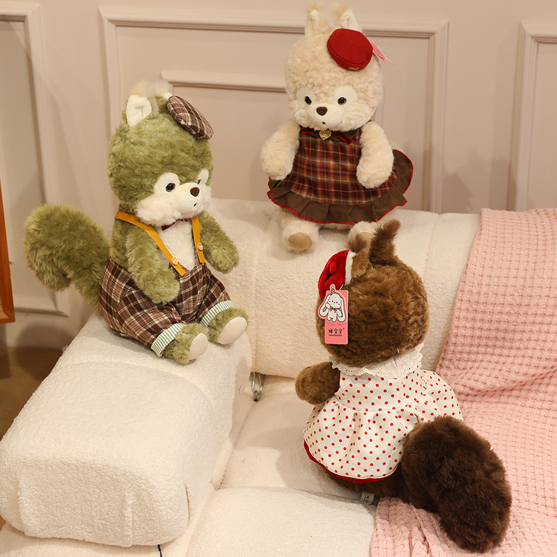 Cute plush toy squirrel throw pillow, soft cartoon doll, home decoration gift Item Picture